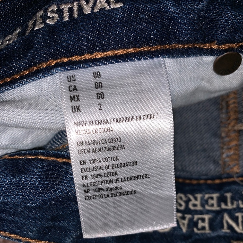 American Eagle shorts - Picture 2 of 2